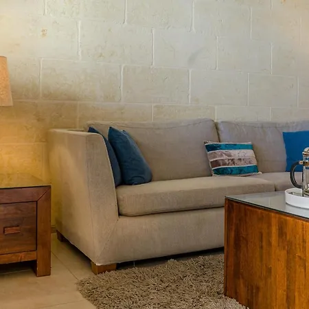 Gozo W/private Pool, Cosy Terrace, Bbq & Ac Apartment *